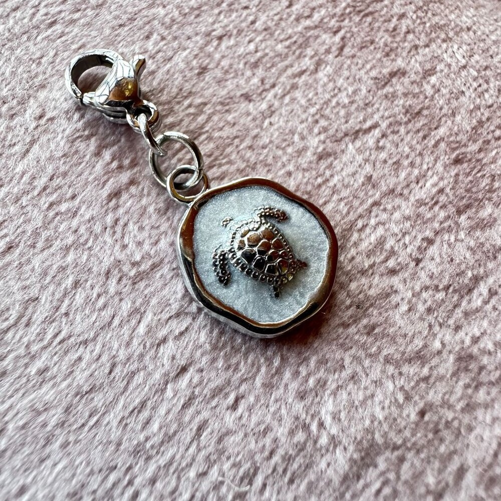 Sea Turtle Charm Pendant Stainless Steel With Lobster Claw Clasp & White Epoxy - Picture 4 of 12